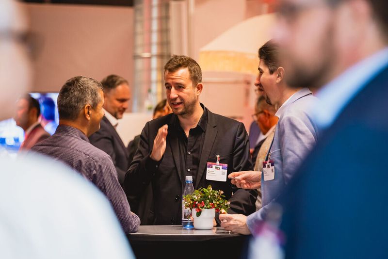 Impressionen vom 24. Würzburger EMS-Tag: Im Mittelpunkt standen aktuelle Branchenthemen, praxisnahe Impulse und insbesondere der persönliche Austausch innerhalb der EMS-Community. (Bild: Stefan Bausewein)