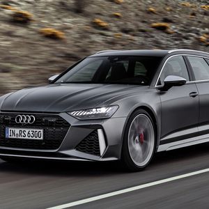 (Audi)