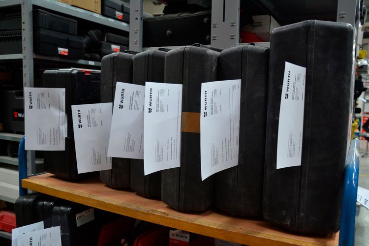 Unabhängig von der Werkzeugart, gilt es die Aufträge innerhalb weniger Tage abzuarbeiten und … (Foto: Michel / »kfz-betrieb«)