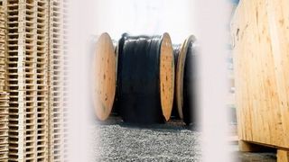 Egal ob als Palette, Kabeltrommel oder Holzkiste: Die Weltwirtschaft ist auf dem nachwachsenden Rohstoff Holz gebaut. (Bild: HPE)