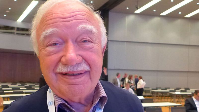 ZDK-Ehrenpräsident Bernhard Enning nahm regelmäßig an Branchenveranstaltungen teil, so auch an der Bundestagung 2022.  (Bild: Zietz – VCG )