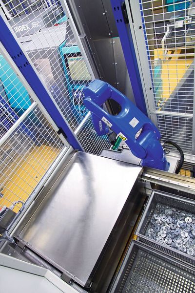 Fertigteilablage in Waschkörbe zukunftssicher ausgeführt für die spätere Ausrüstung zur Abholung mit AGV (Bild: EGS Automation)